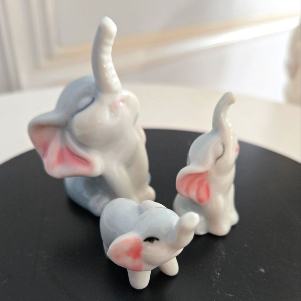 3 piece ceramic elephants
